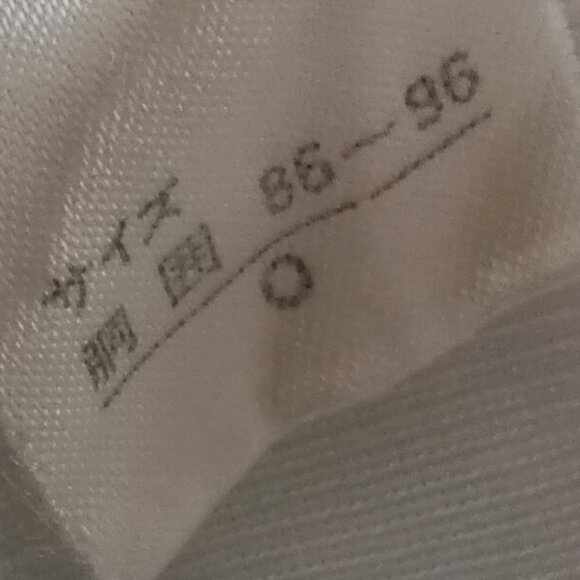 NWOT NEW BALANCE RUNNING SHORTS LIME GREEN WITH SIDE ACCENTS, ASIAN SIZE "O" - Picture 4 of 8